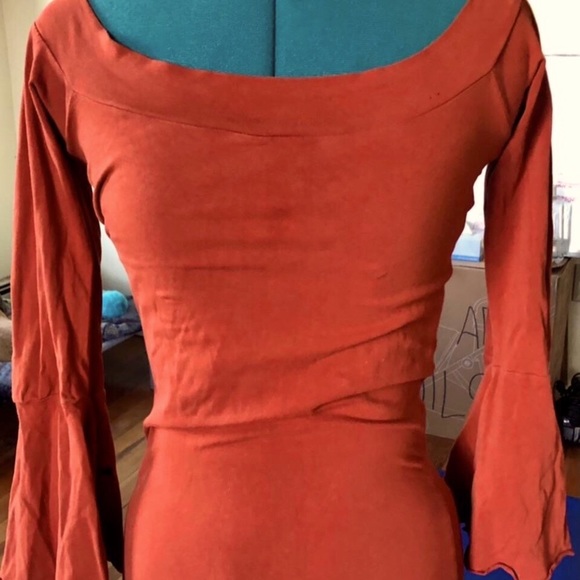 Rust Om Gaia tree bell sleeve top - Picture 2 of 8